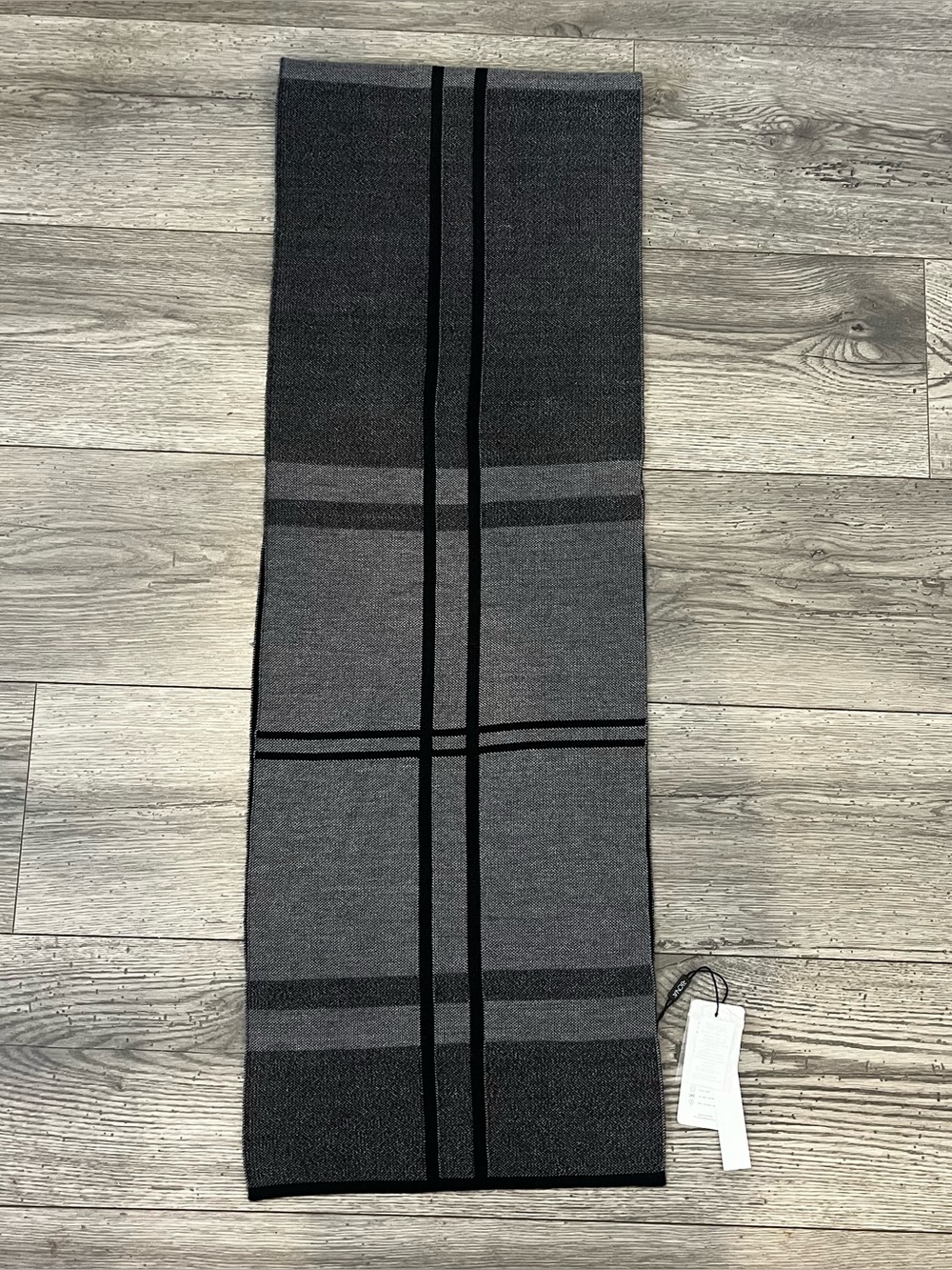 RIONA Men's Australian Merino Wool Plaid Knitted Scarf NWT Charcoal Heather Gray